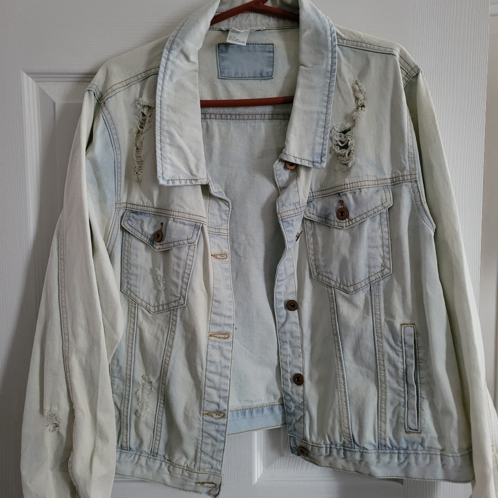 Super cute distressed jean jacket
